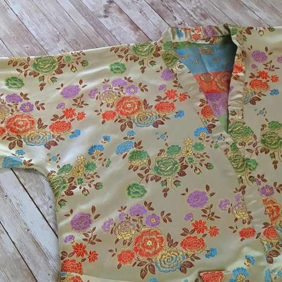 Metallic Jaquard Golden Roses Smoking Housecoat Robe OS - Picture 15 of 15